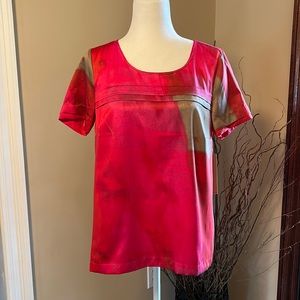 DKNY Water color short sleeve zipper back top szM NWT